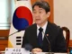 Lee Ju-ho, Ministro da Educação e presidente interino da Coreia do Sul, preside o Conselho de Segurança Nacional em Seul, em 2 de maio de 2025.