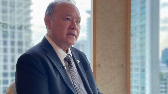 Gilberto Teodoro Jr., secretário de Defesa das Filipinas, durante entrevista à Reuters em Singapura, 31 de maio de 2025.