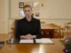 Primeira-ministra da Dinamarca, Mette Frederiksen, durante discurso sobre ataques híbridos e segurança aérea.