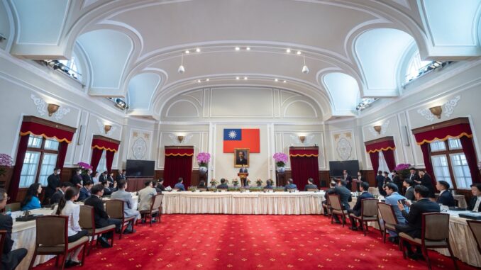 Presidente Lai Ching-te anuncia a aceleração do sistema de defesa aérea T-Dome em Taiwan, 10 de outubro de 2025.