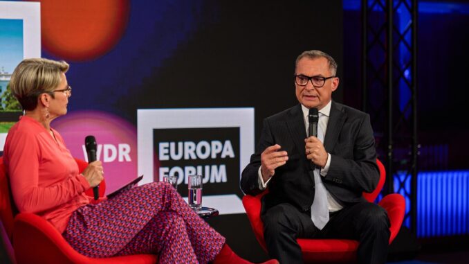 Joachim Nagel fala durante o Europa Forum 2025 em entrevista sobre política econômica europeia.