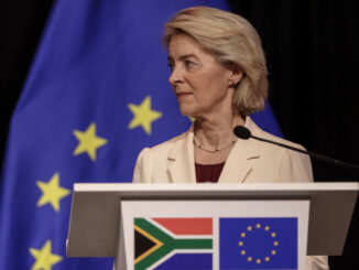A presidente da Comissão Europeia, Ursula von der Leyen, apresenta as “linhas vermelhas” da União Europeia para as negociações de paz na Ucrânia.