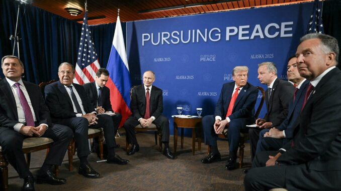 Sergei Lavrov em evento oficial antes de sua ausência gerar especulações em Moscou