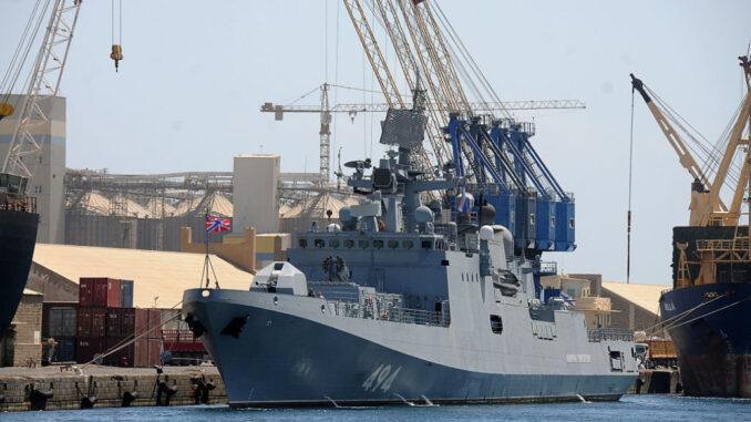 Área costeira do Sudão no Mar Vermelho onde pode ser instalada a futura base naval russa após acordo entre os governos.