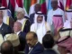 Líderes do Oriente Médio, incluindo representantes do Catar, participam de cúpula regional sobre o conflito Israel-Palestina.